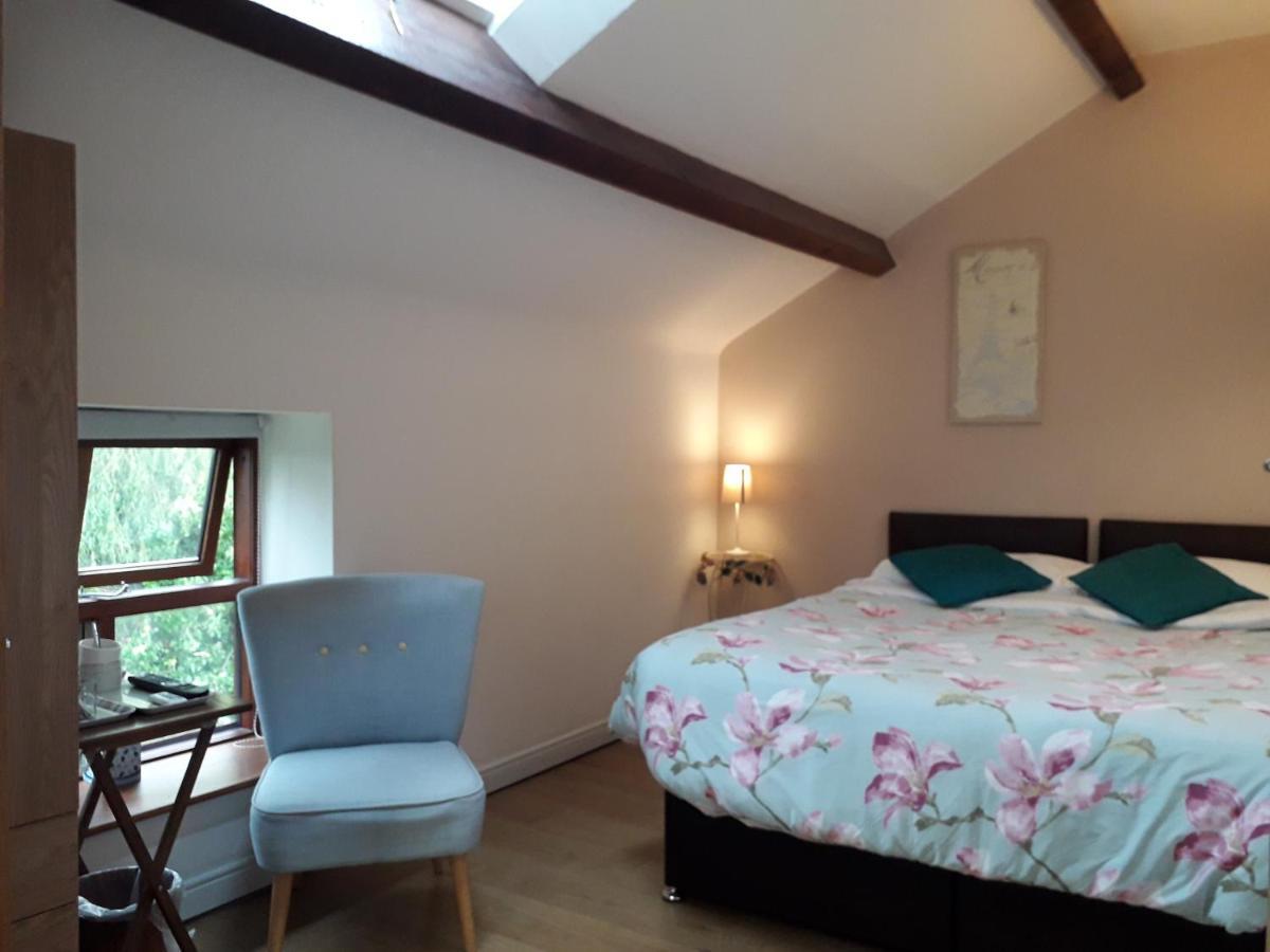 Brook Barn B&B Hale  Exterior foto